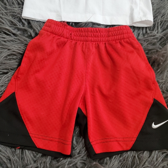 Toddler Nike Outfits - Picture 4 of 5
